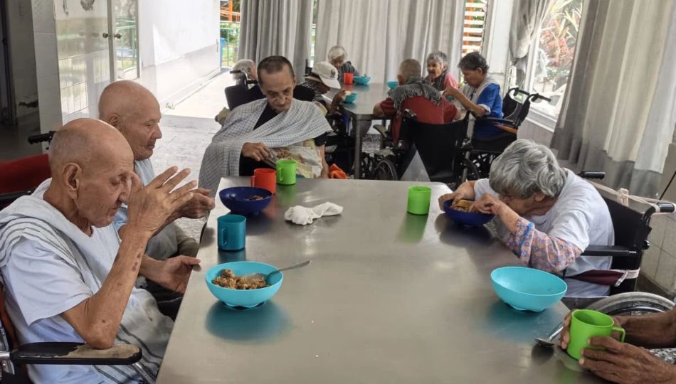 servicio - Apoyo al Jardín de los Abuelos - Celebración día del adulto mayor 